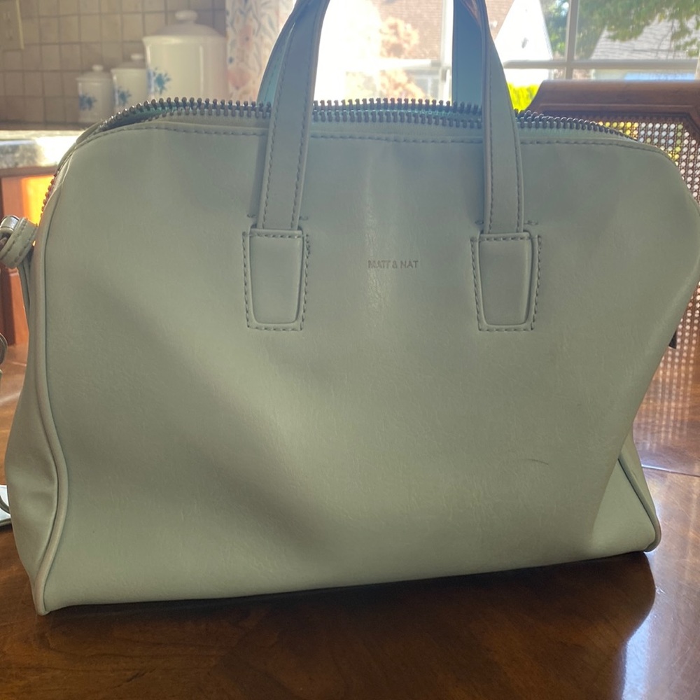 Mat and Nat crossbody shoulder bag